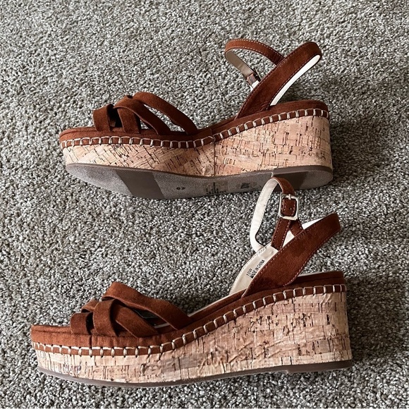 Liz Clairborne Brown Thatcher Open Toe Cork Wedge Sandals - Picture 6 of 10